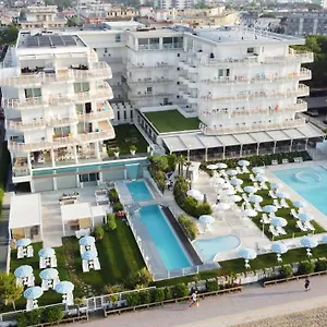 **** Hotel Le Soleil Italia
